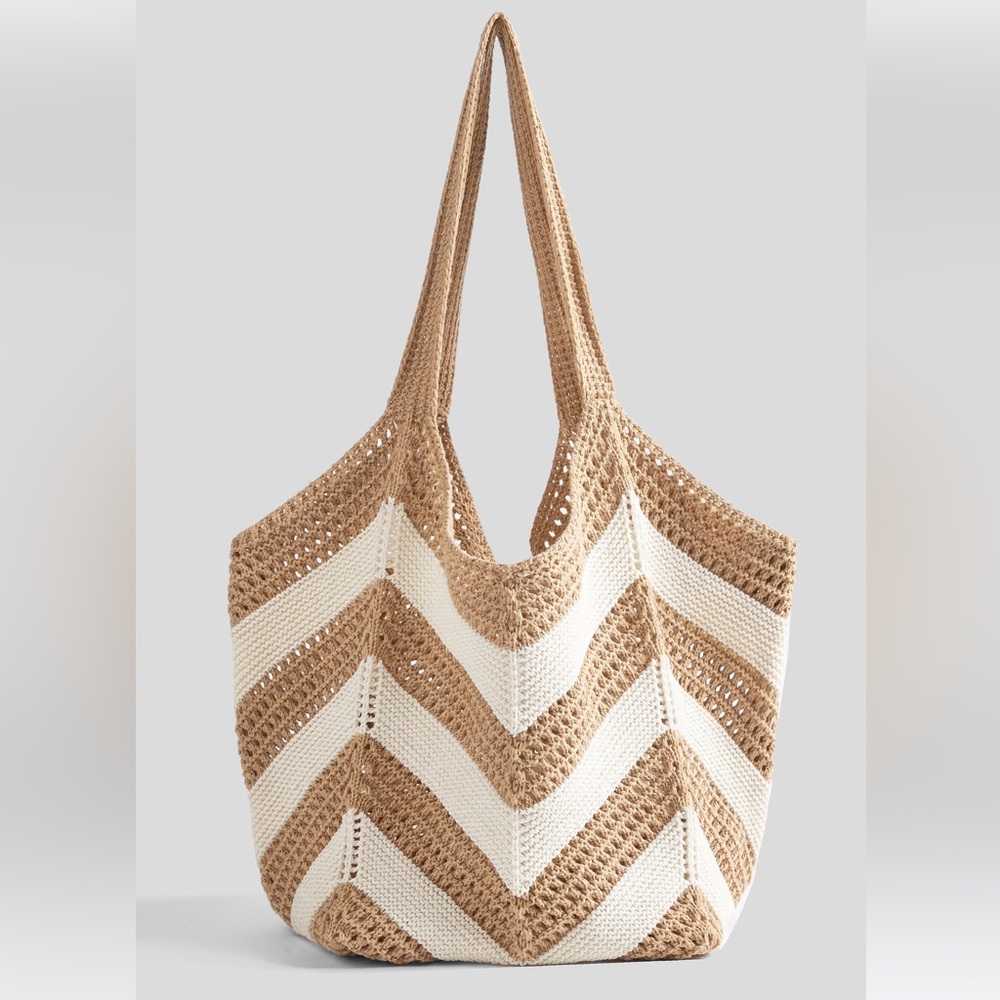 Cupshe Stylish Tan and Cream Crochet Tote Bag